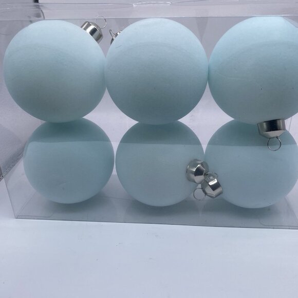 Hobby Lobby Blue Pastel Velvet Round Christmas Ornaments (6 PCs) Silver Hanger - Picture 6 of 8